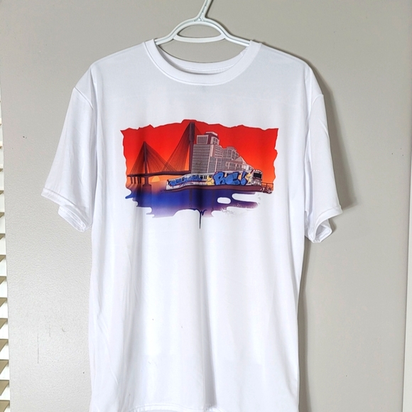 shirt - Picture 1 of 4